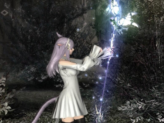 Moon miqo’te with her ice staff